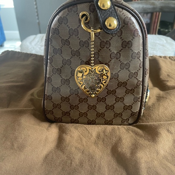 GUCCI VINTAGE Babouska limited edition Gucci Bag is made from signatureGG - Picture 4 of 11